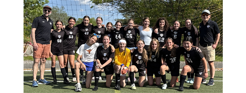 Undefeated CYS U13 Girls Win NECSL Division!