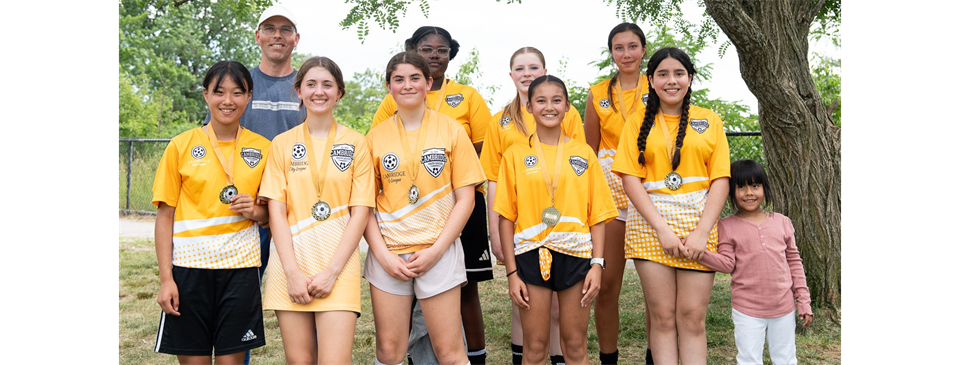 7/8 Girls Cambridge Champions: Gold